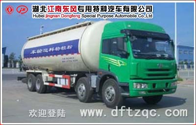 解放前四后八粉粒物料運(yùn)輸車