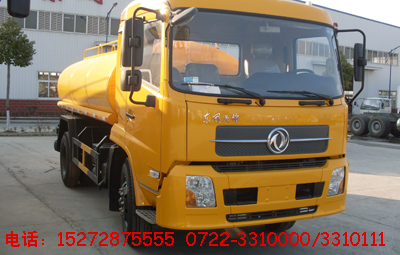 東風(fēng)天錦運(yùn)油車